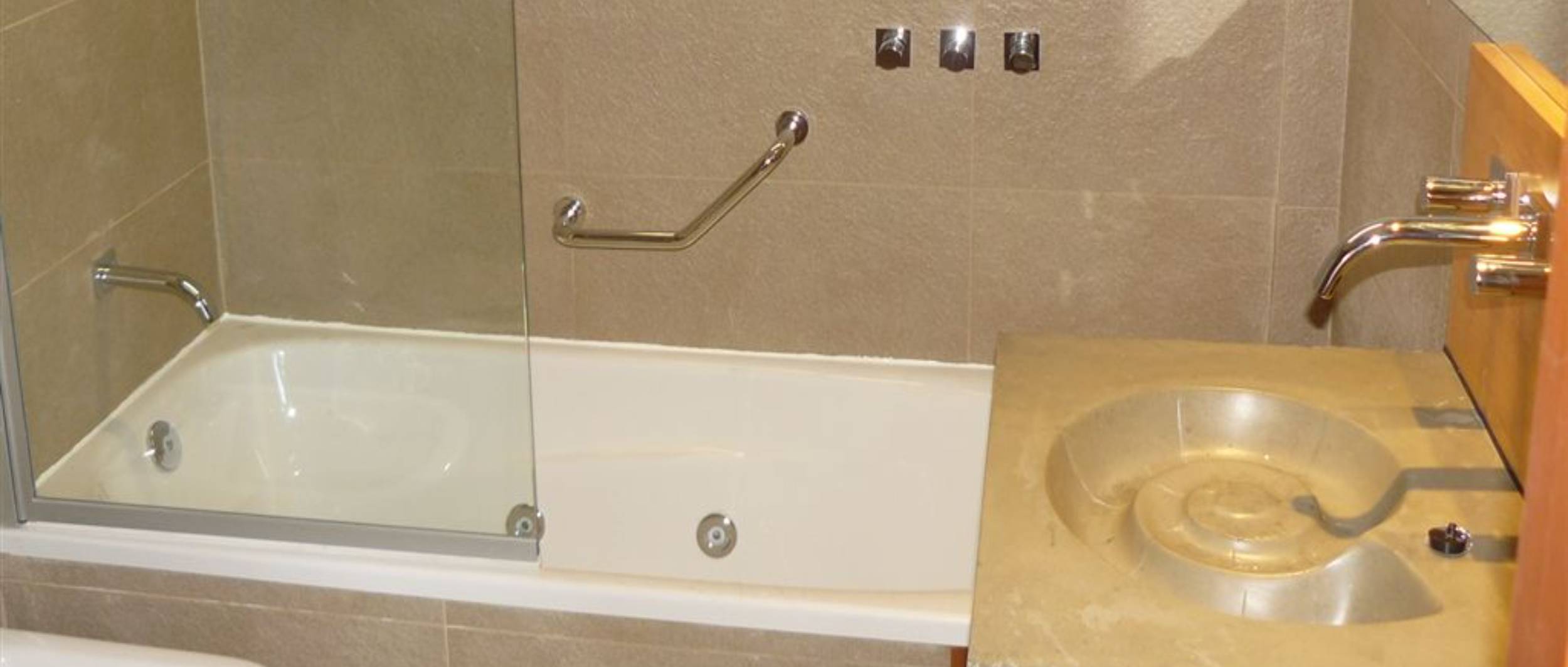 Amonite Apart & Spa.